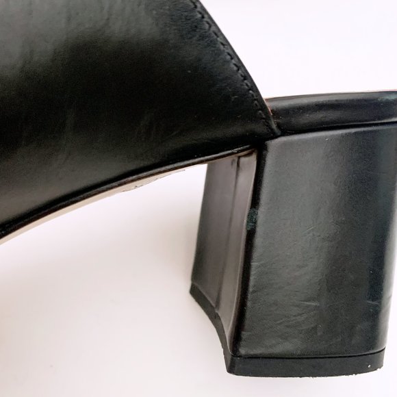 Triver Flight Heeled Slides - Picture 12 of 15